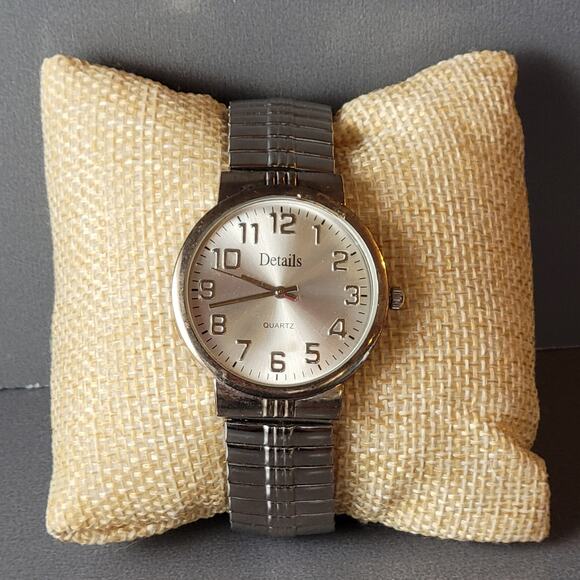 Details Mens Quartz Watch Silver Dial Expansion Band Stainless Steel Back Tested - Picture 14 of 15